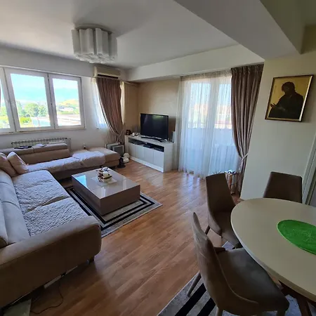 Apartament President River View