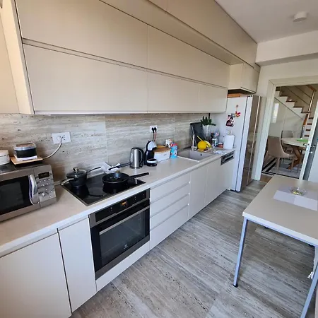 Apartament President River View *