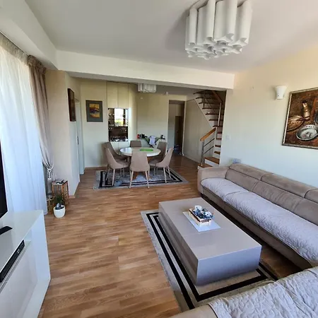 President River View *