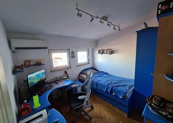 President River View *